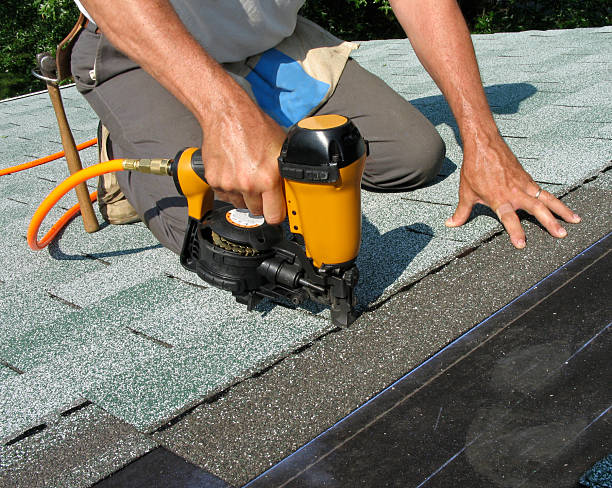 Best Storm Damage Roof Repair  in Wamac, IN